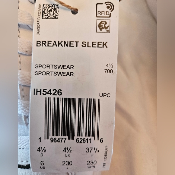 Adidas Women's Breaknet Sleek White, Black and Gold Sneakers, NWT, Size 6 - Picture 5 of 7